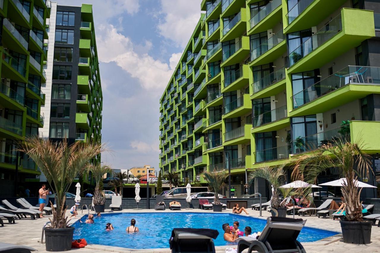 Royale Sundance Studio 7 Beach Spa & Pool Mamaia Nord Екстериор снимка