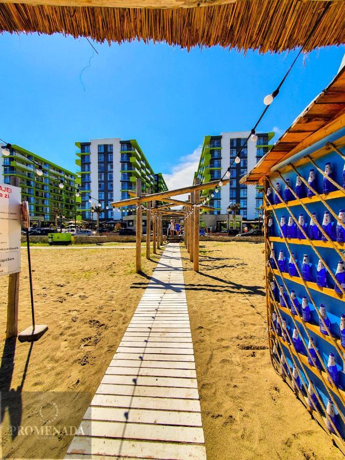 Royale Sundance Studio 7 Beach Spa & Pool Mamaia Nord Екстериор снимка