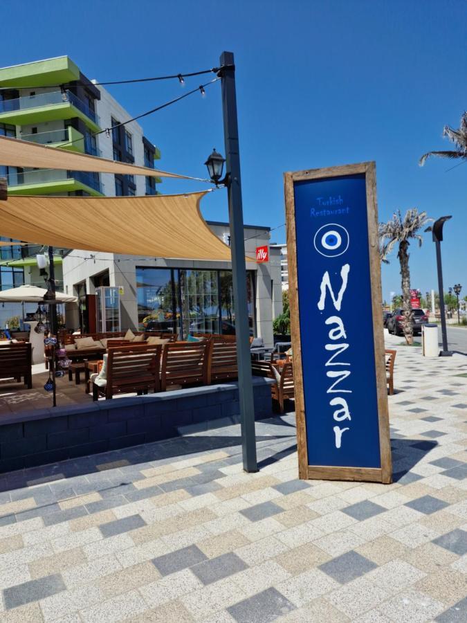 Royale Sundance Studio 7 Beach Spa & Pool Mamaia Nord Екстериор снимка